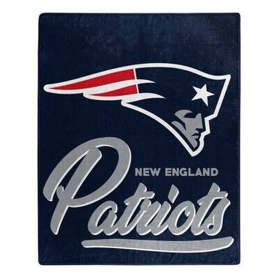 New England Patriots 50 New England Patriots 50" x 60" Plush Raschel Blanket