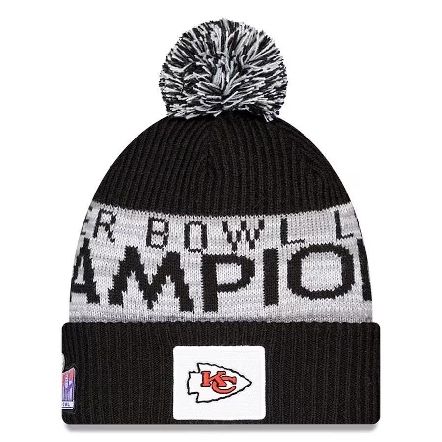 Kansas City Chiefs Men's New Era Graphite Kansas City Chiefs Super Bowl LVIII Champions Parade Cuffed Pom Knit Hat