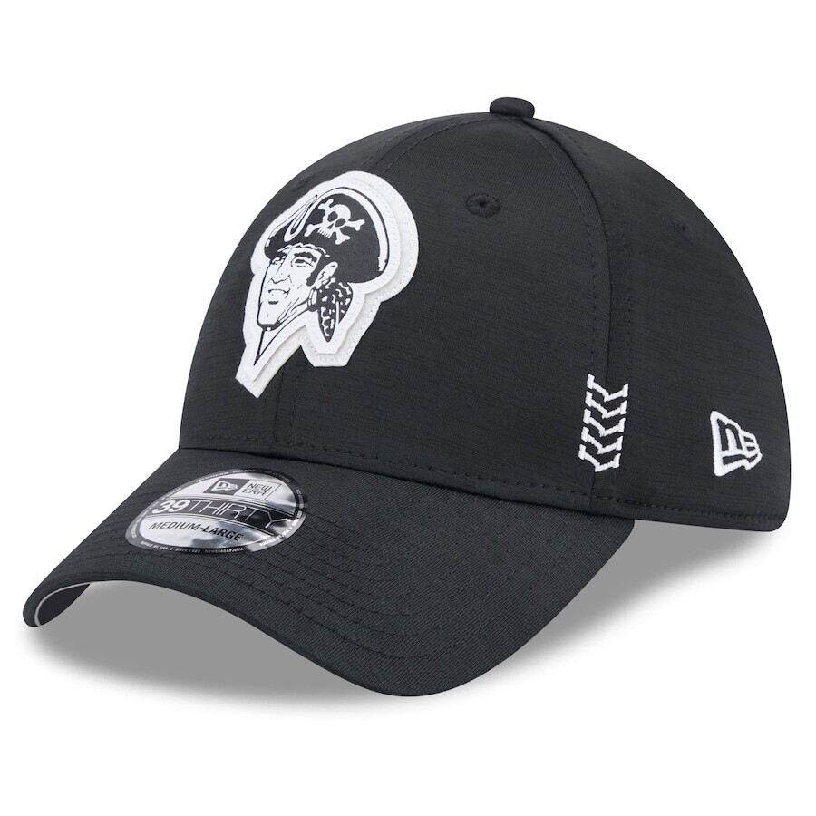 Pittsburgh Pirates Men’s New Era Black 2024 Clubhouse 39THIRTY Flex Fit Hat