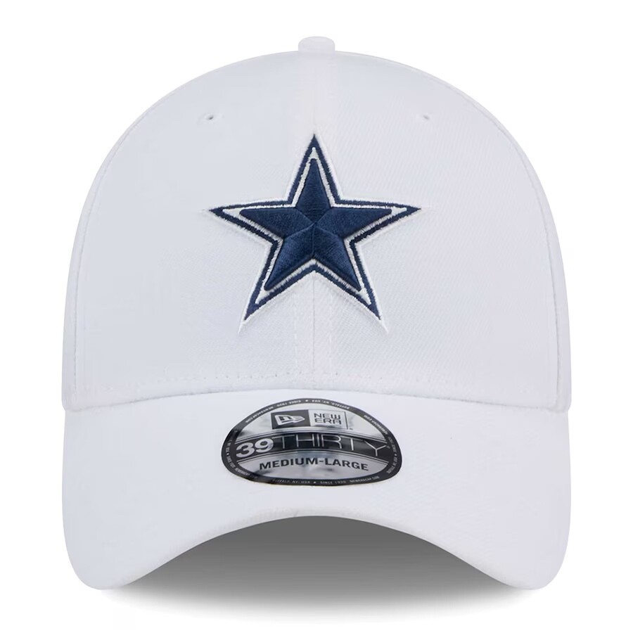 Dallas Cowboys Men's White New Era 39THIRTY Flex Fit Hat, Size: Sm/Med