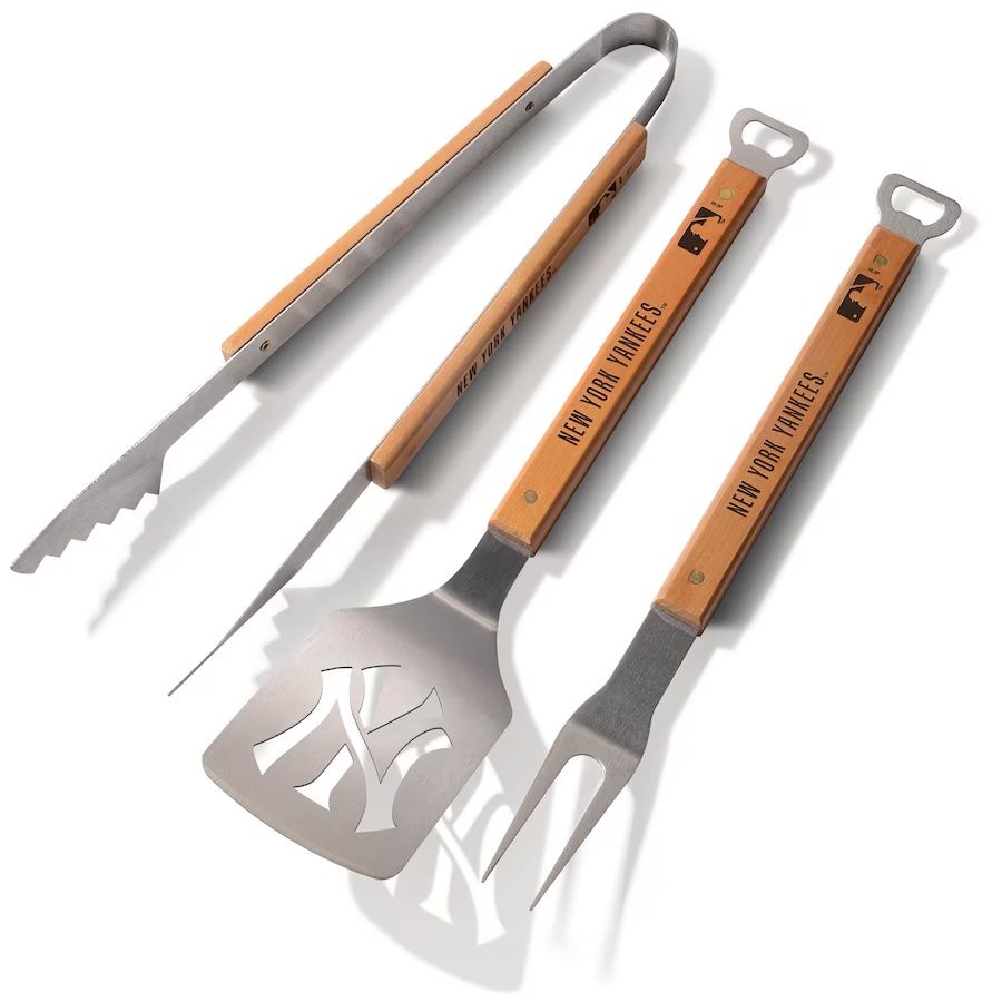 New York Yankees Classic Series 3-Piece BBQ Set