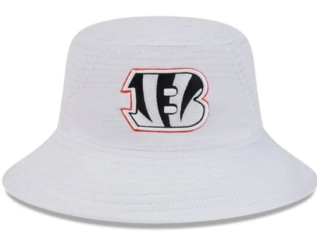 Cincinnati Bengals Men’s New Era White 2024 NFL Training Camp Bucket Hat