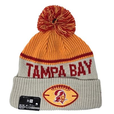 Tampa Bay Buccaneers Men’s Historic New Era 2024 Knit Pom Hat