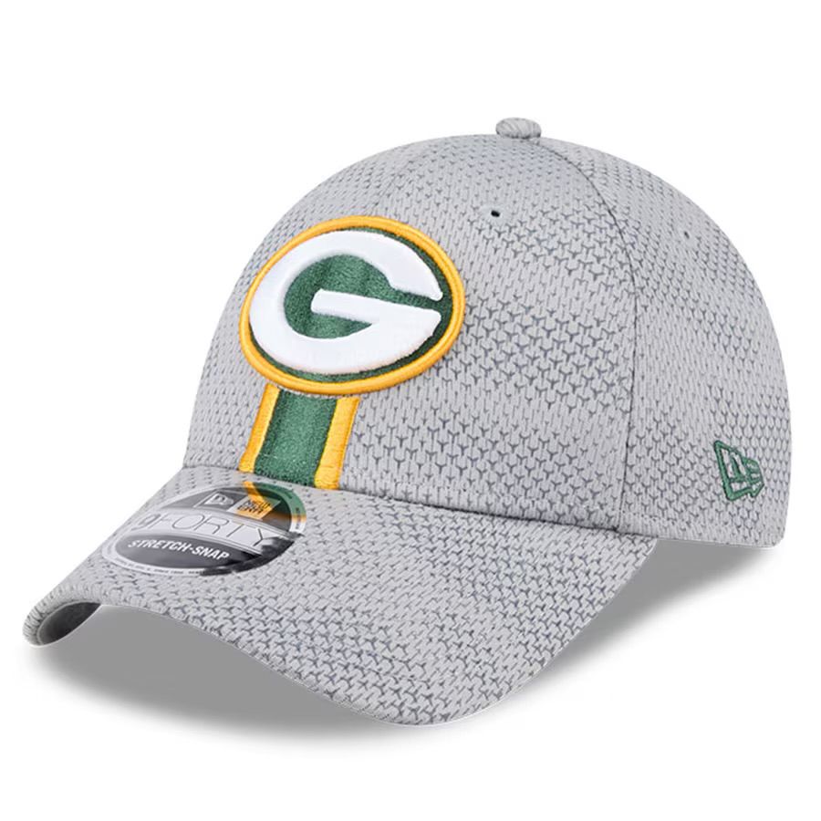 Green Bay Packers Men's New Era Gray 2024 Sideline 9FORTY Stretch-Snap Hat