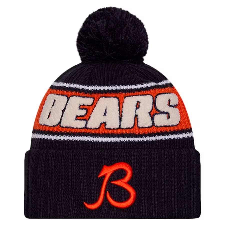 Chicago Bears Men’s Blue 2024 New Era Sideline Cuffed Pom Knit Hat