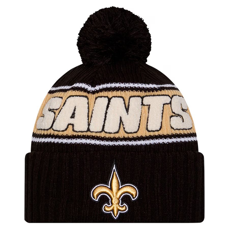 New Orleans Saints Men’s Black 2024 New Era Sideline Cuffed Pom Knit Hat