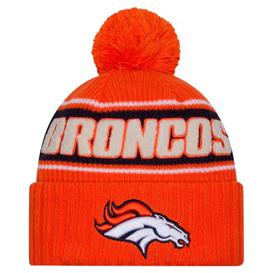 Denver Broncos Youth 2024 New Era Sideline Cuffed Pom Knit Hat