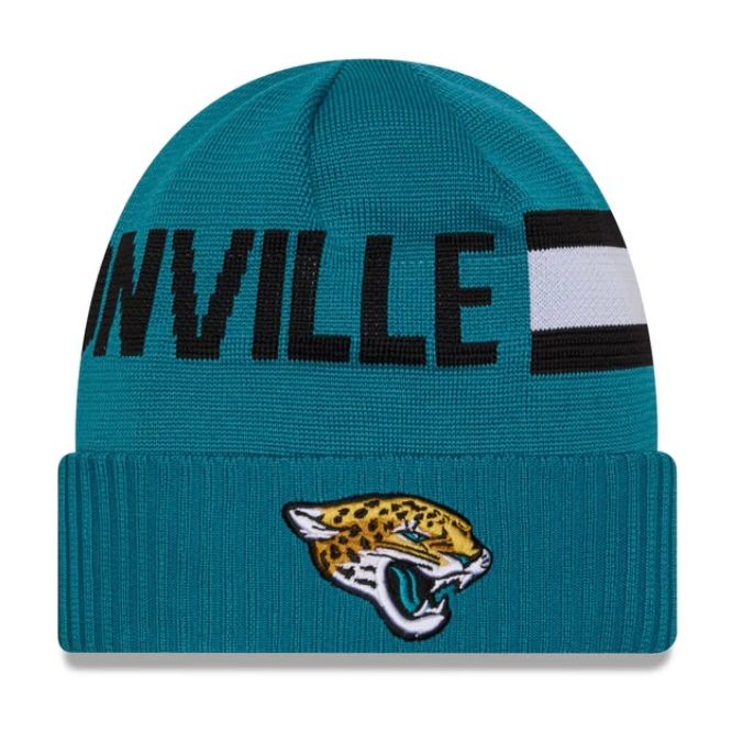 Jacksonville Jaguars Men's Teal 2024 New Era Sideline Tech Cuffed Knit Hat