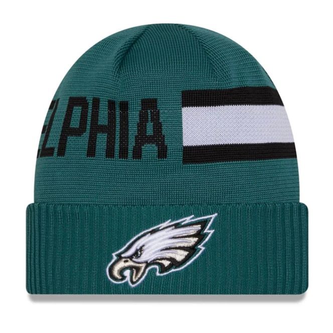 Philadelphia Eagles Men's Green 2024 New Era Sideline Tech Cuffed Knit Hat Philadelphia Eagles Men's Green 2024 New Era Sideline Tech Cuffed Knit Hat