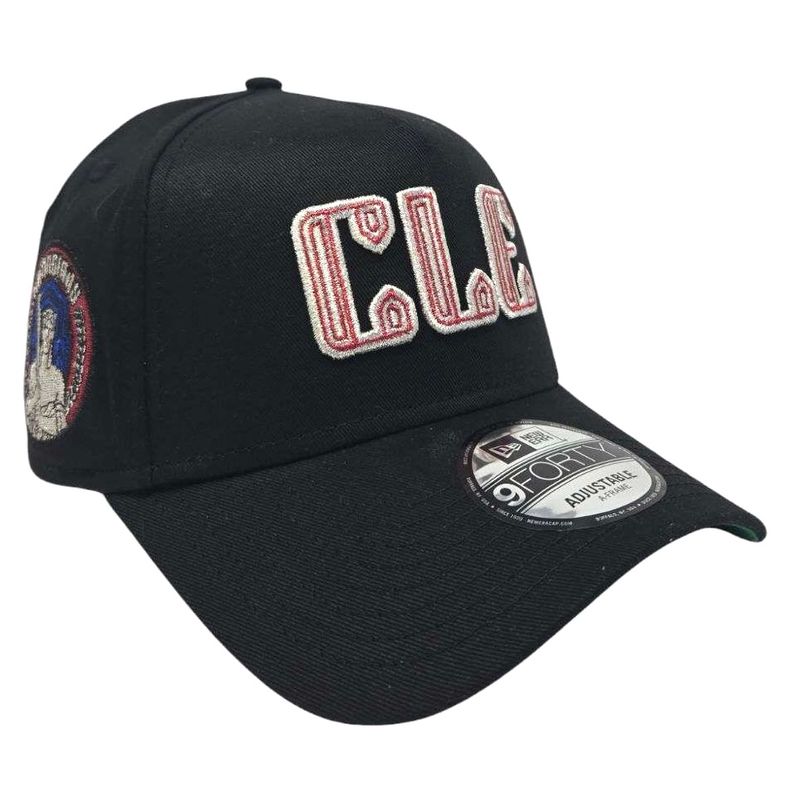 Cleveland Guardians Men’s Navy New Era City Connect 9FORTY Snapback Hat
