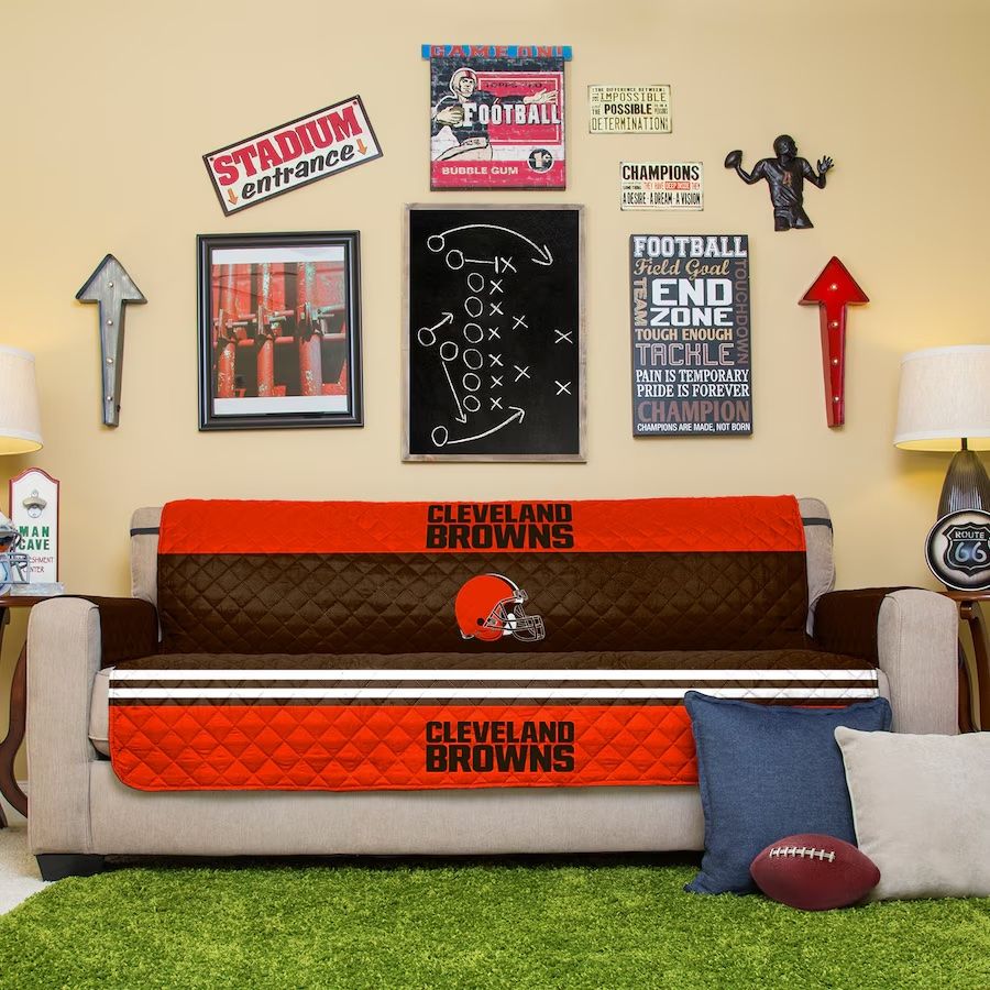 Cleveland Browns 75" x 110" Sofa Protector