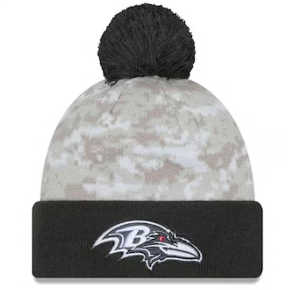 Baltimore Ravens Men’s 2024 NFL Salute to Service Cuffed Pom Knit Hat