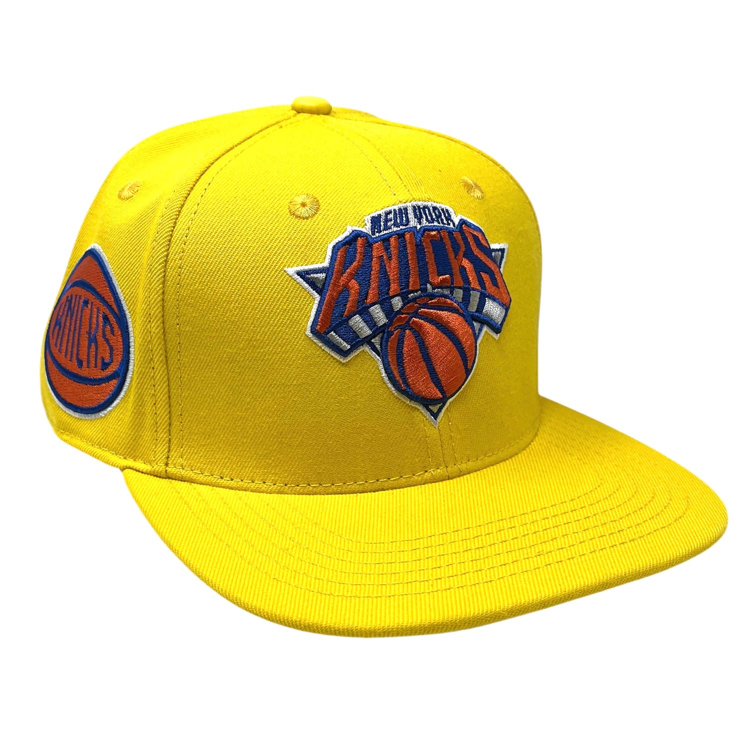 New York Knicks Men’s Yellow Pro Standard Snapback Hat