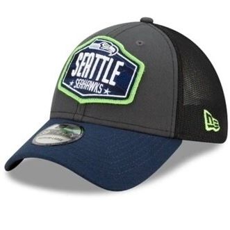 Seattle Seahawks Men’s New Era Black NFL Draft 39Thirty Fitted Trucker Hat