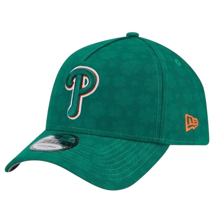 Philadelphia Phillies Men’s Green 2025 New Era 9Forty St. Patrick's Day Adjustable Hat