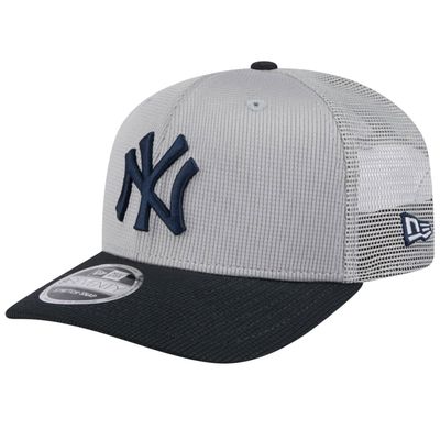 New York Yankees Men's Gray 2025 New Era MLB 9Seventy Stretch-Snap Hat