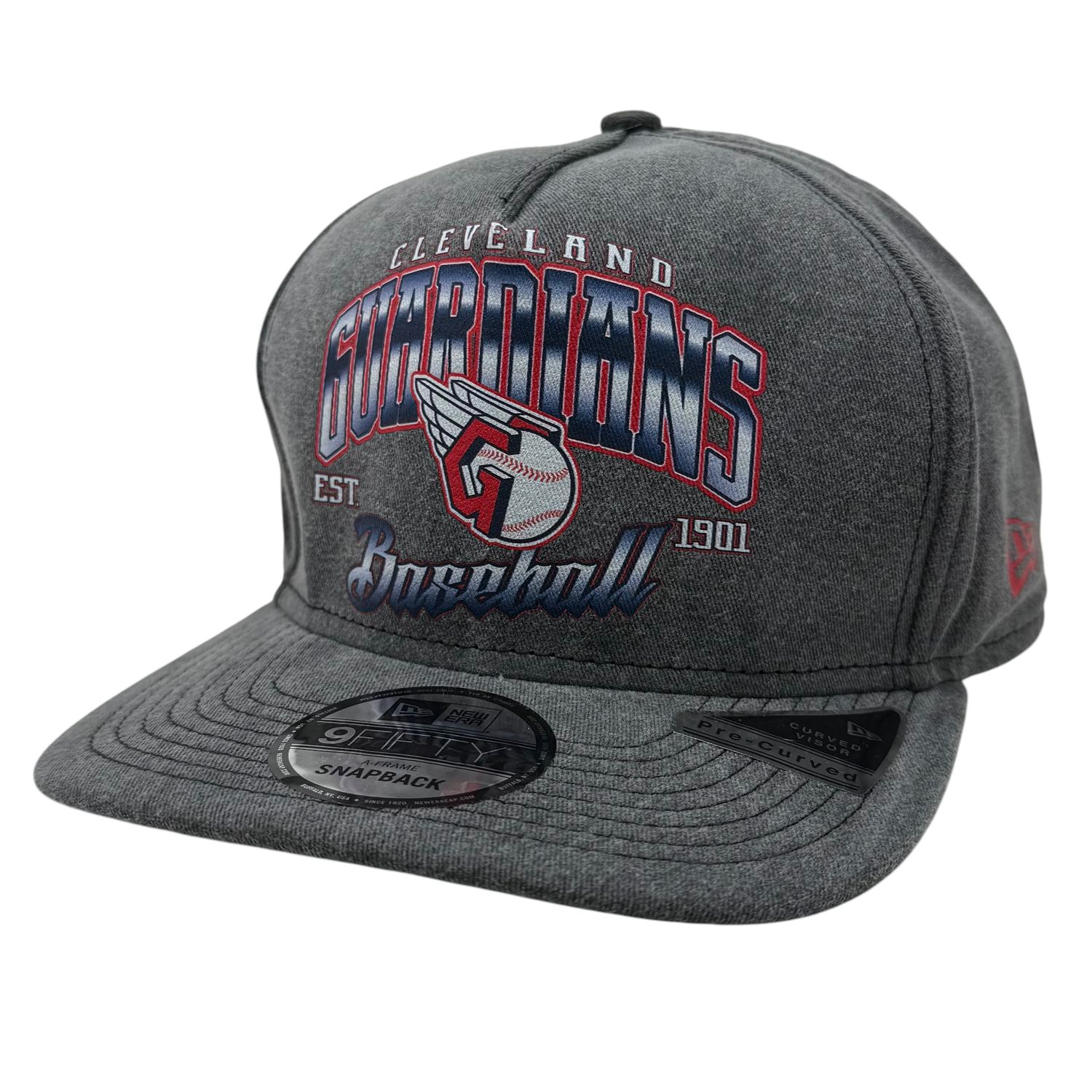 Cleveland Guardians Men's Grey New Era Washed 9Fifty Snapback Hat
