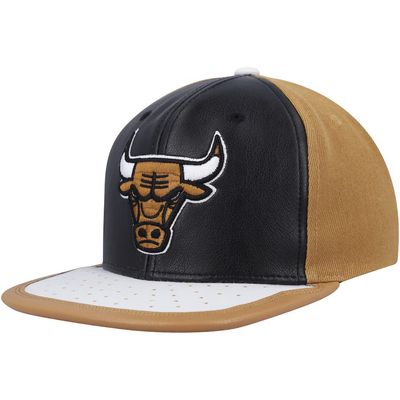 Chicago Bulls Men’s Black / Tan Mitchell & Ness NBA Day One Snapback Hat Chicago Bulls Men’s Black / Tan Mitchell & Ness NBA Day One Snapback Hat