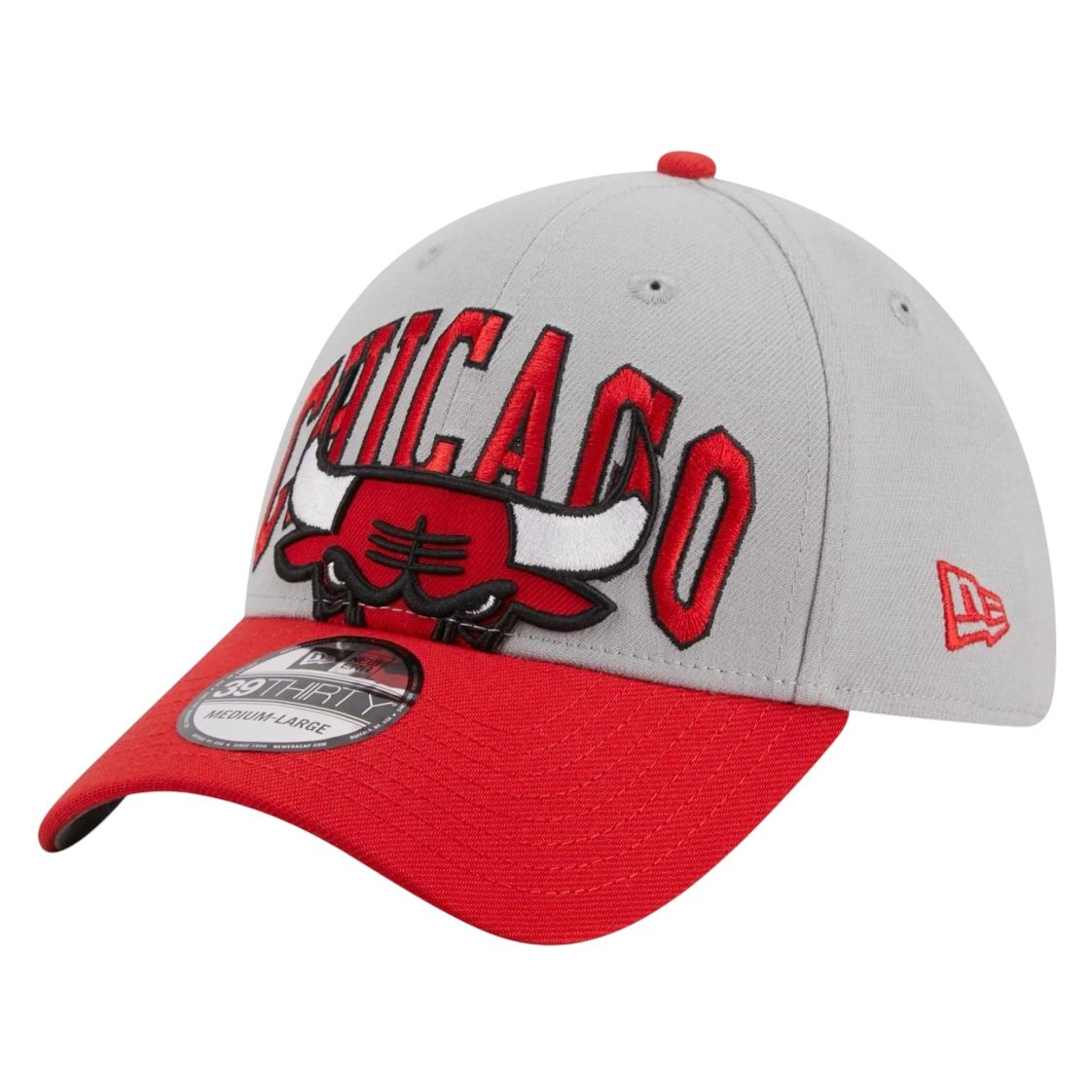 Chicago Bulls Men’s Tip Off Two Tone New Era 39Thirty Flex Fit Hat