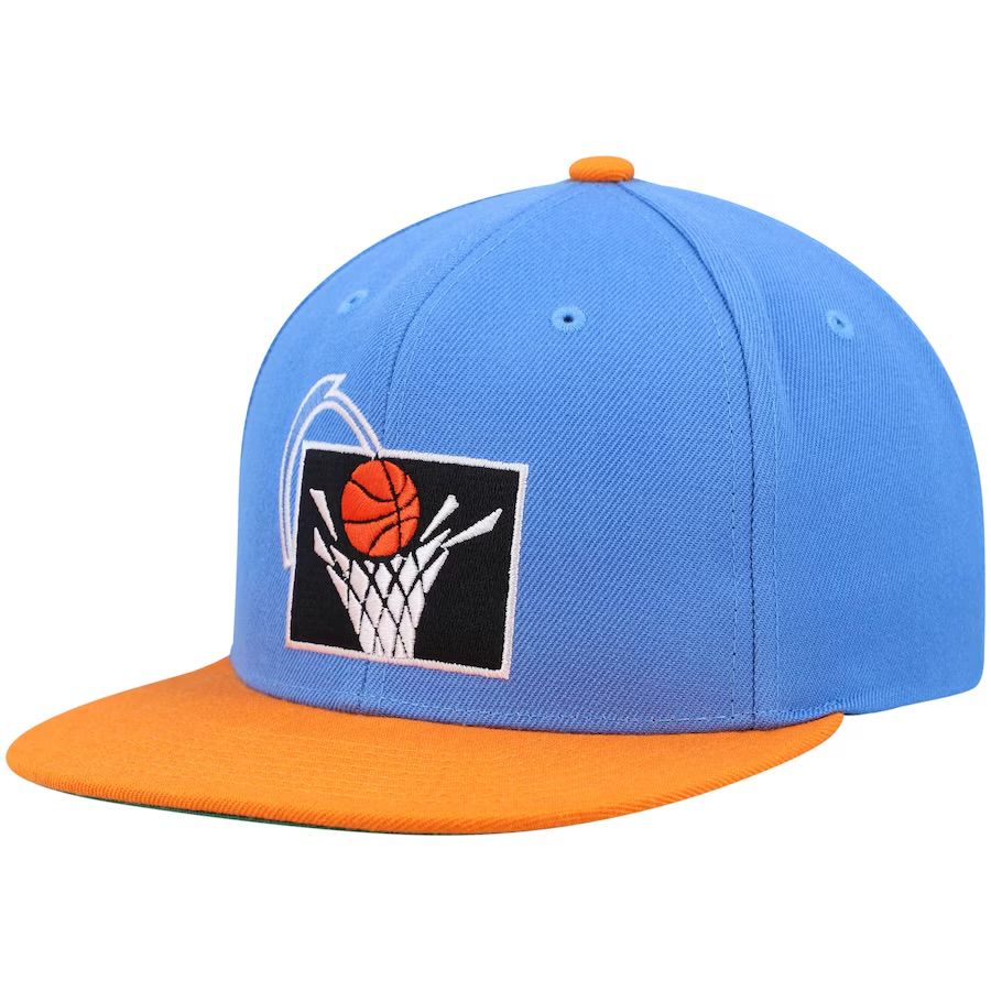 Cleveland Cavaliers Men’s Mitchell & Ness NBA Team 2 Tone Snapback Hat