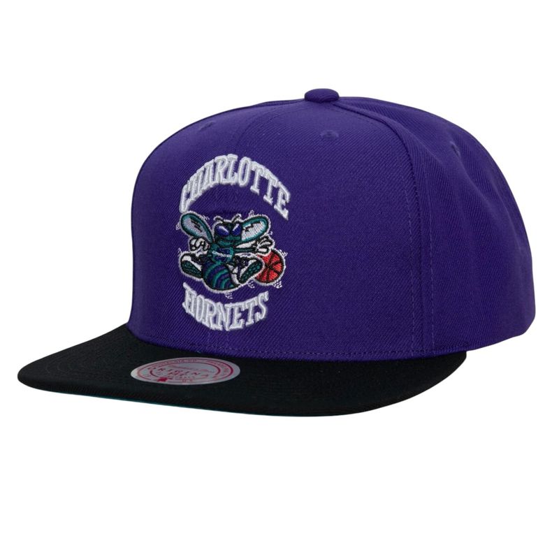 Charlotte Hornets Men’s Mitchell & Ness Core Basic Snapback Hat Charlotte Hornets Men’s Mitchell & Ness Core Basic Snapback Hat