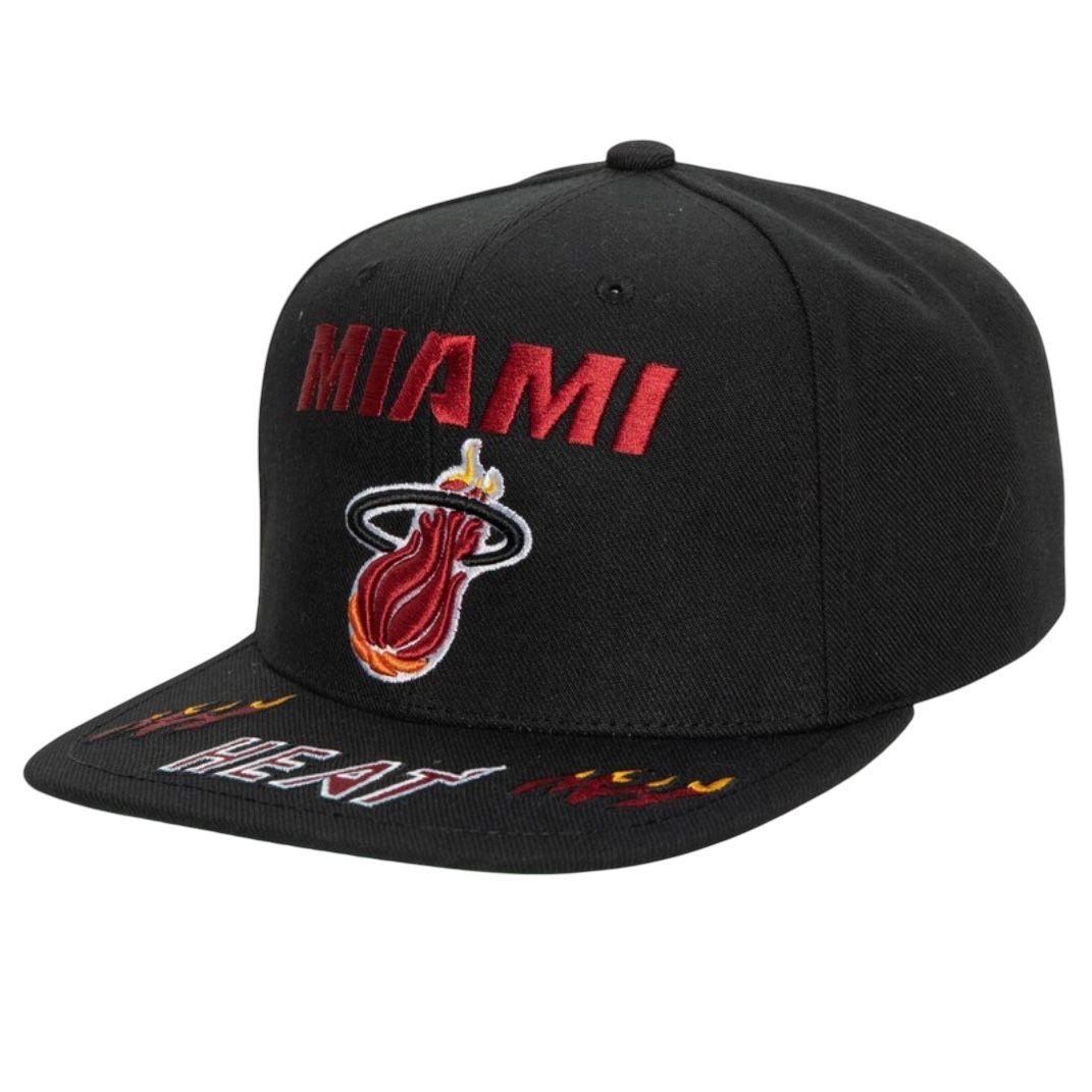 Miami Heat Men’s Front Loaded Mitchell & Ness Snapback Hat