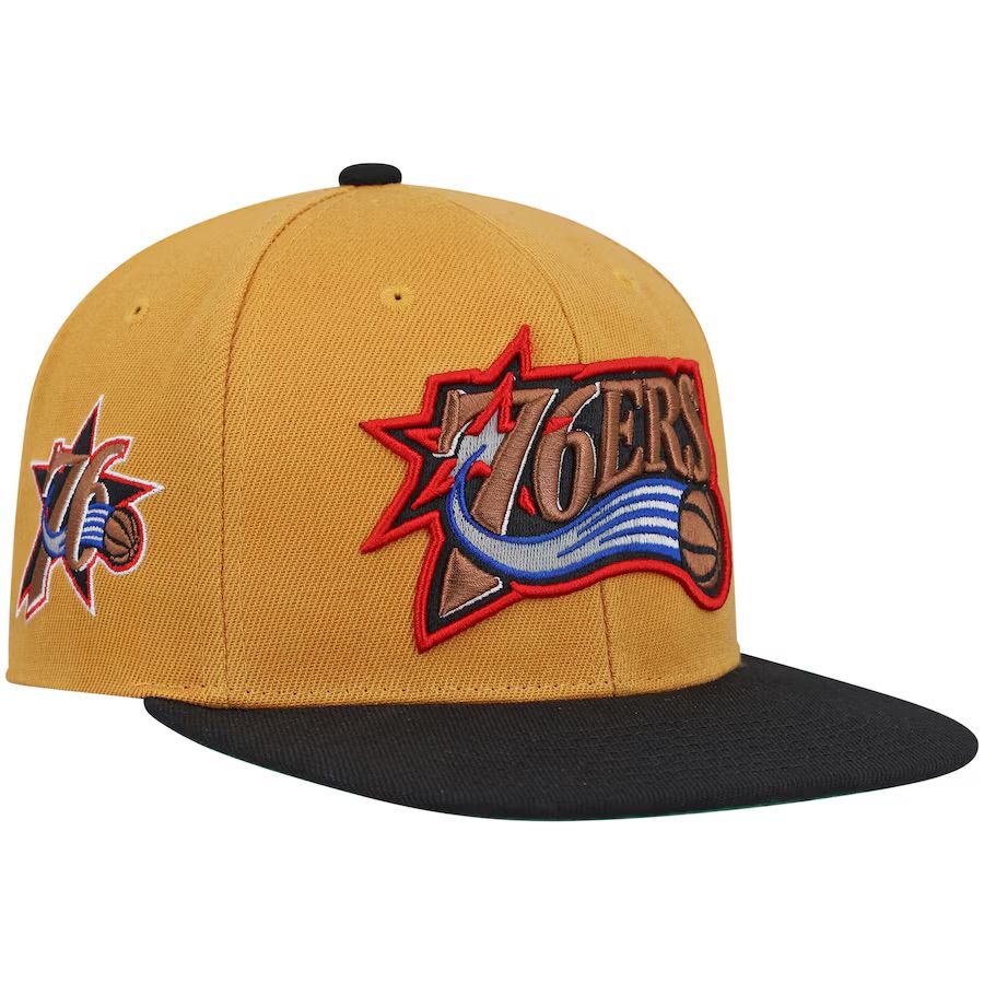 Philadelphia 76ers Men’s Mitchell & Ness NBA Side Core 2.0 Snapback Hat