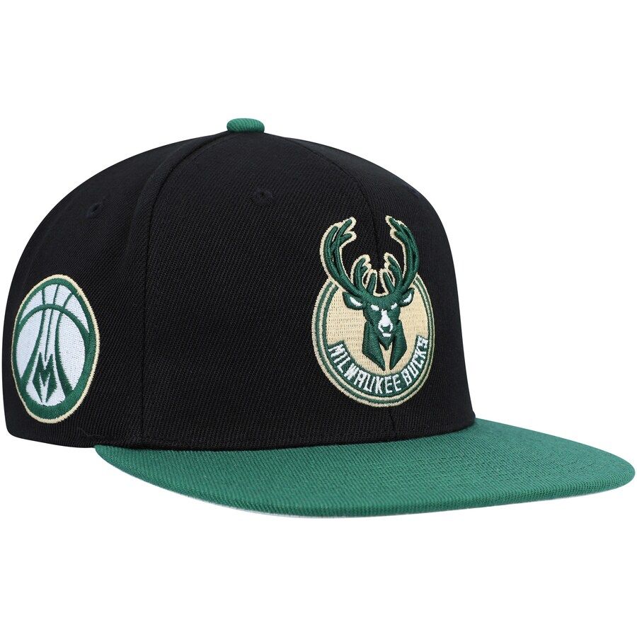 Milwaukee Bucks Men’s Mitchell & Ness NBA Side Core 2.0 Snapback Hat