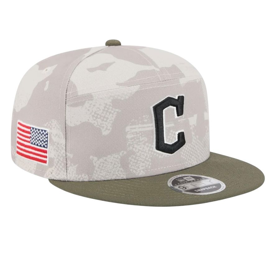 Cleveland Guardians Men's Light Beige/Olive New Era 2025 Armed Forces Day 9FIFTY Split Panel Snapback Hat