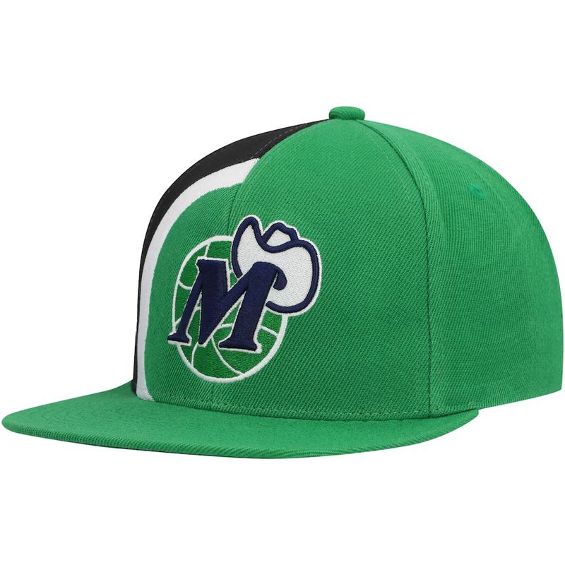 Dallas Mavericks Men’s Retroline Mitchell & Ness Snapback Hat