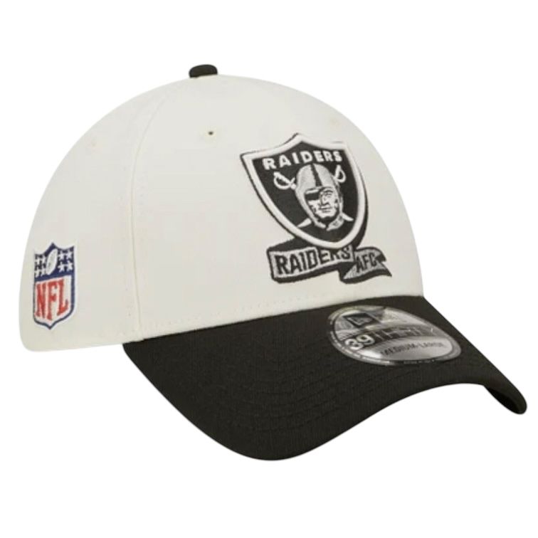 Las Vegas Raiders Men’s Cream New Era 39Thirty  Sideline Official Coach Flex Fit Hat