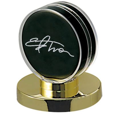 Ultra Pro Gold Base Puck Display Case Ultra Pro Gold Base Puck Display Case