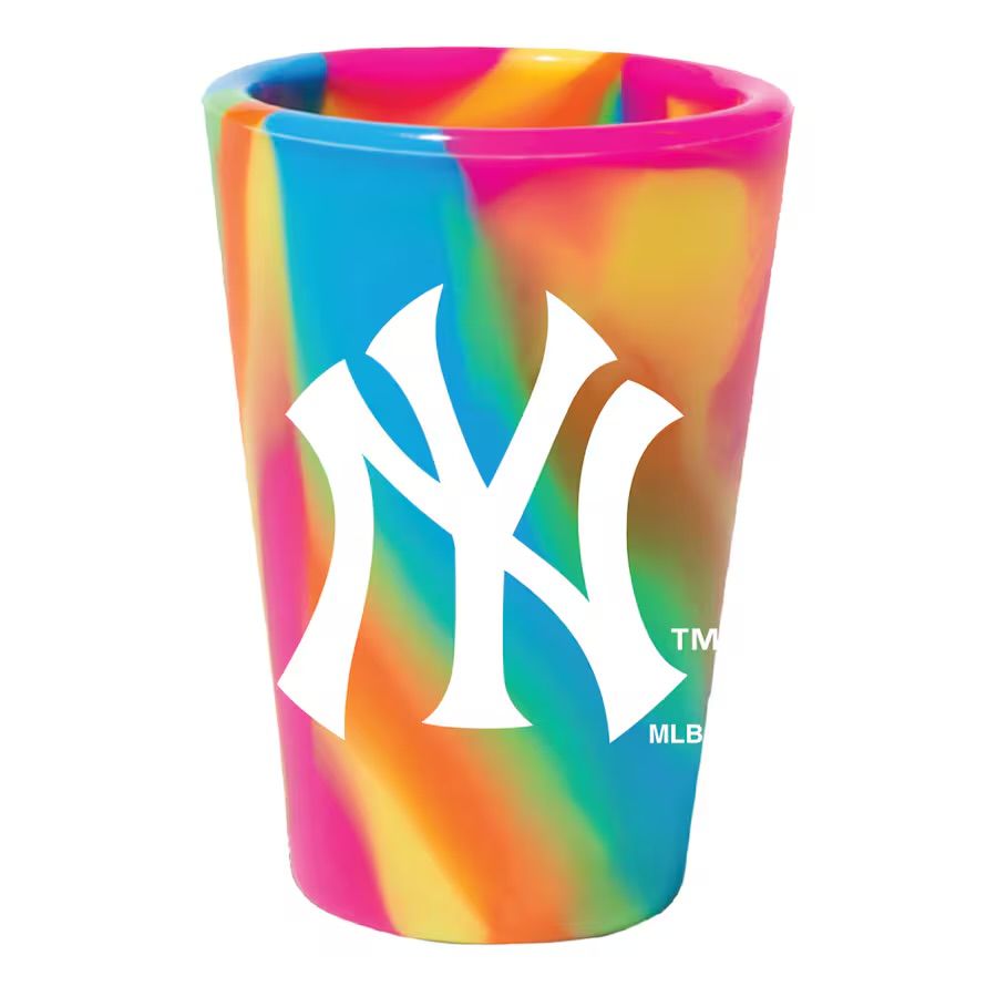 New York Yankees WinCraft 1.5oz. Hippie Hop Silicone Shot Glass New York Yankees WinCraft 1.5oz. Hippie Hop Silicone Shot Glass