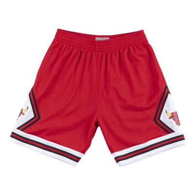 Chicago Bulls 75-76 Men's Red Mitchell & Ness Swingman Shorts