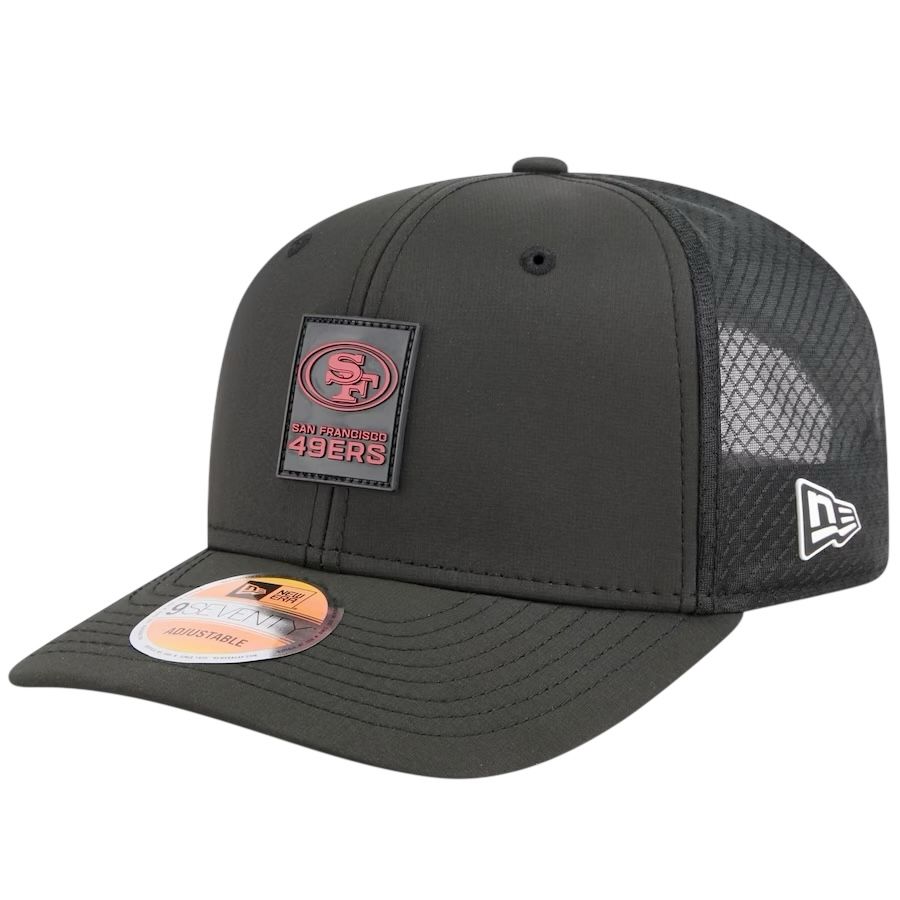San Francisco 49ers Men's Black New Era 2025 Sideline 9SEVENTY Trucker Adjustable Hat
