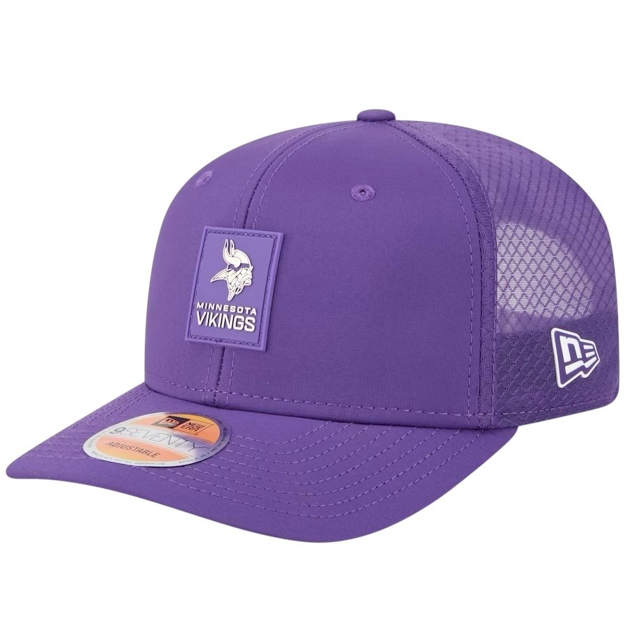 Minnesota Vikings Men's Purple New Era 2025 Sideline 9SEVENTY Trucker Adjustable Hat