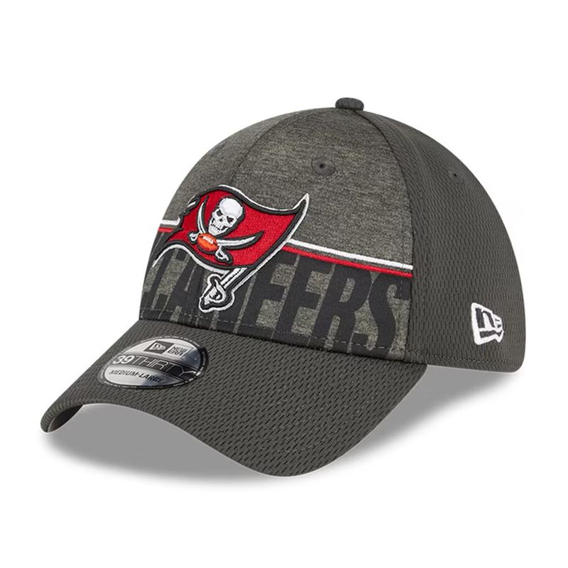 Tampa Bay Buccaneers Men's Pewter New Era NFL Sideline Home 39Thirty Stretch Fit Hat