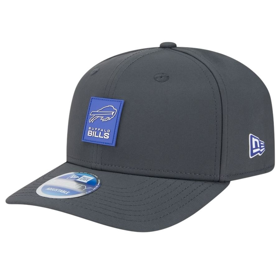 Buffalo Bills Men's Historic Charcoal New Era 2025 Sideline Cold Weather 9SEVENTY Adjustable Hat
