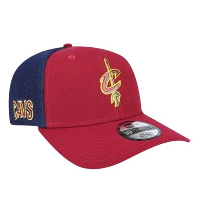 Cleveland Cavaliers Men’s Wine On Court New Era 39Thirty Flex Fit Hat