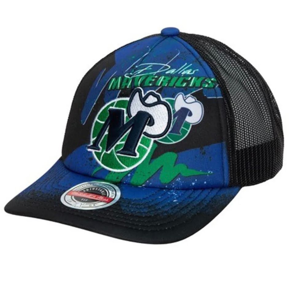 Dallas Mavericks Men’s Mitchell & Ness NBA Hyper Trucker Snapback Hat