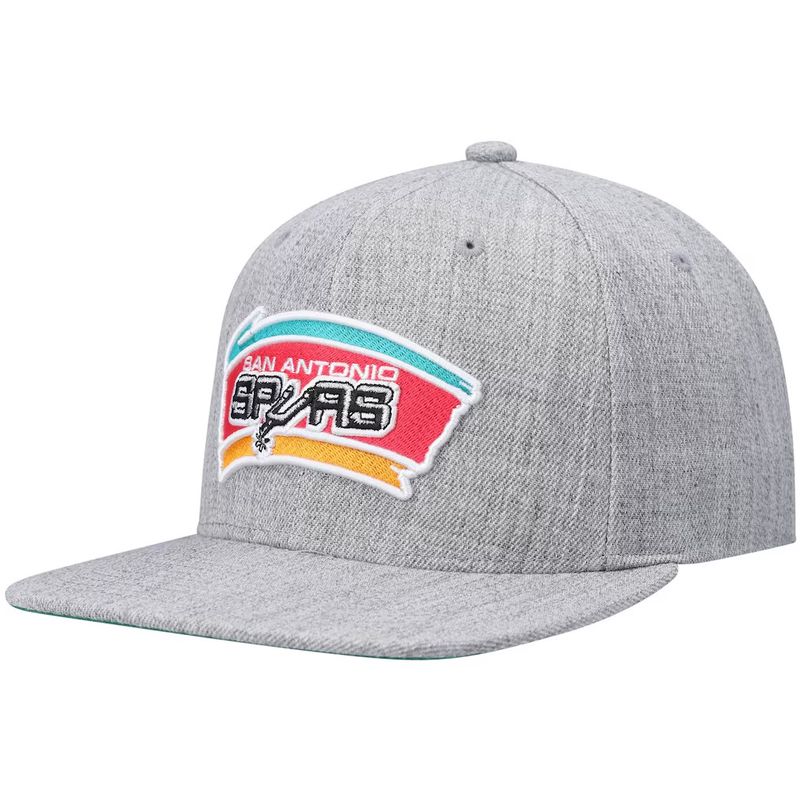 San Antonio Spurs Men’s Heather Grey 2.0 Mitchell & Ness Team Snapback Hat San Antonio Spurs Men’s Heather Grey 2.0 Mitchell & Ness Team Snapback Hat