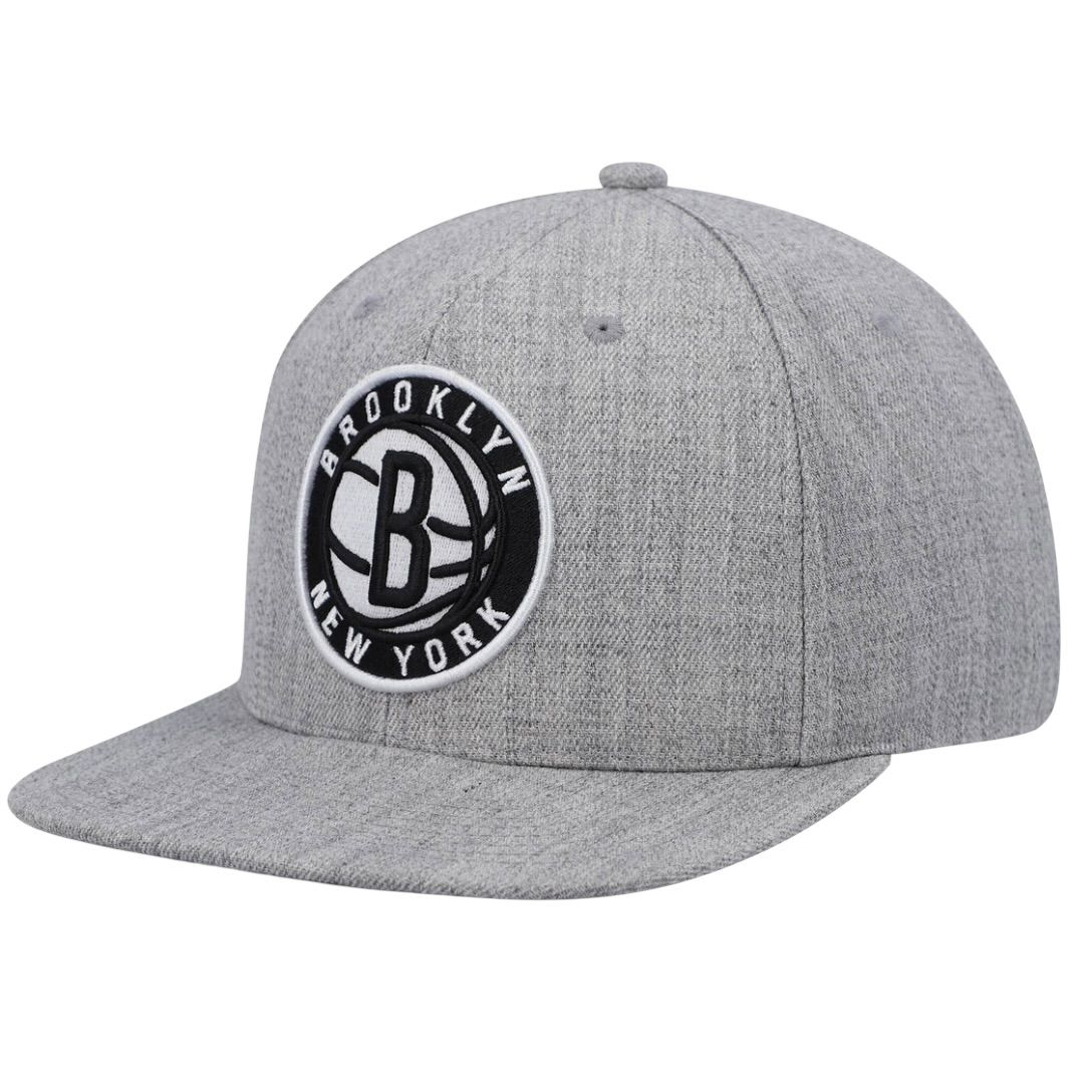 Brooklyn Nets Men’s Heather Grey 2.0 Mitchell & Ness Team Snapback Hat