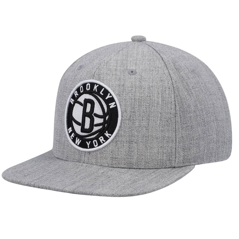 Brooklyn Nets Men’s Heather Grey 2.0 Mitchell & Ness Team Snapback Hat