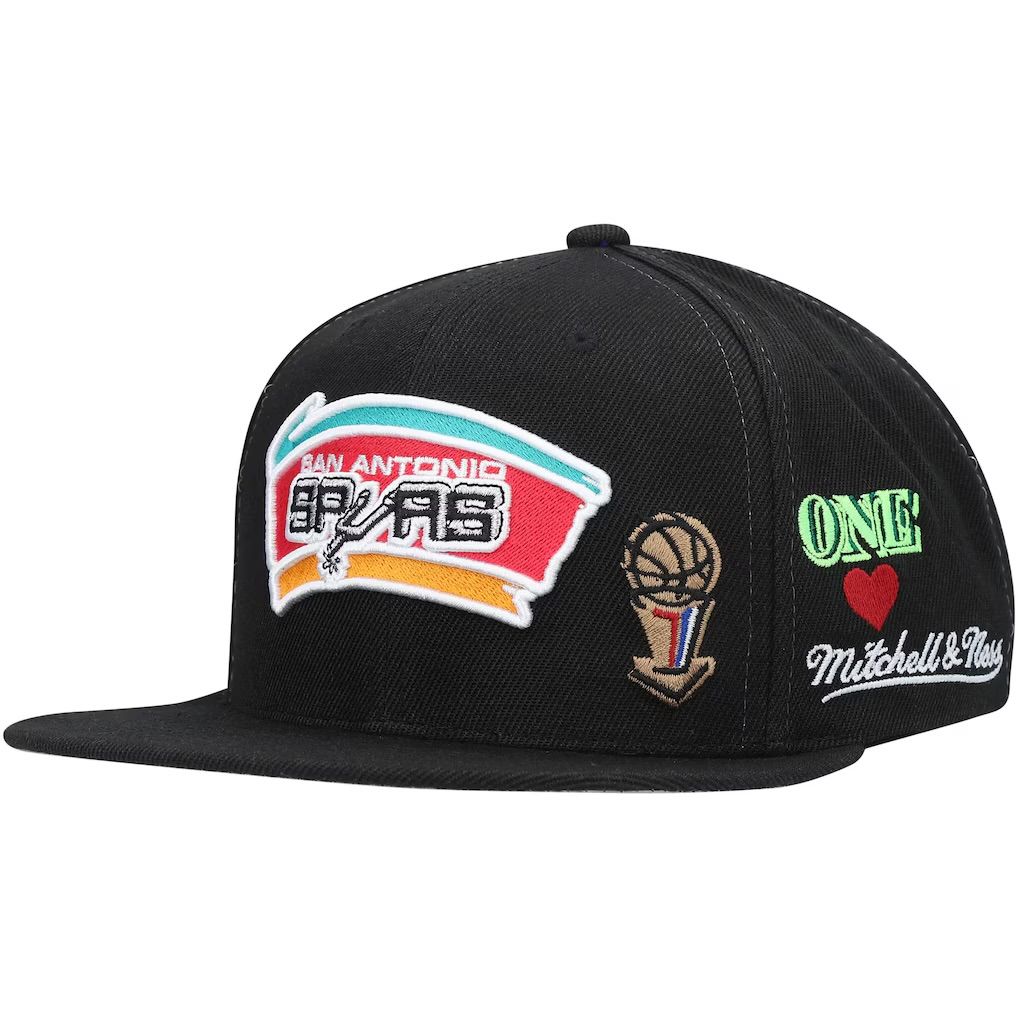 San Antonio Spurs Men’s Hyperlocal Mitchell & Ness Snapback Hat