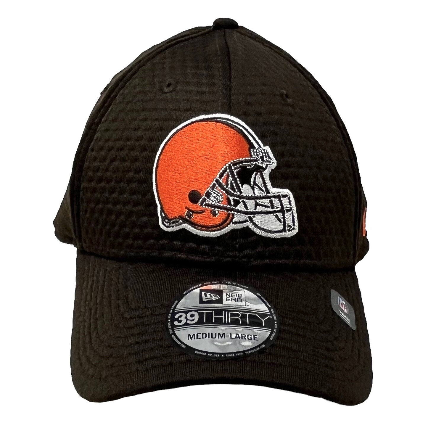 Cleveland Browns Men's Essential New Era 39Thirty Flex Fit Hat Cleveland Browns Men's Essential New Era 39Thirty Flex Fit Hat
