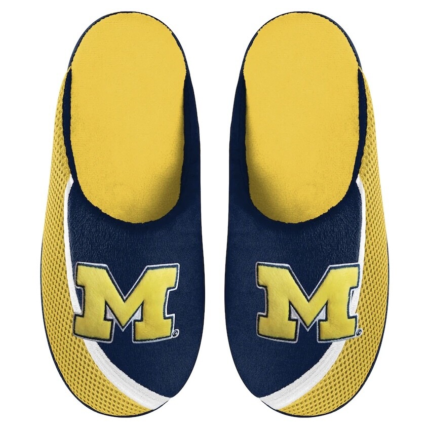 Michigan Wolverines Men’s Color Edge Forever Slippers Michigan Wolverines Men’s Color Edge Forever Slippers