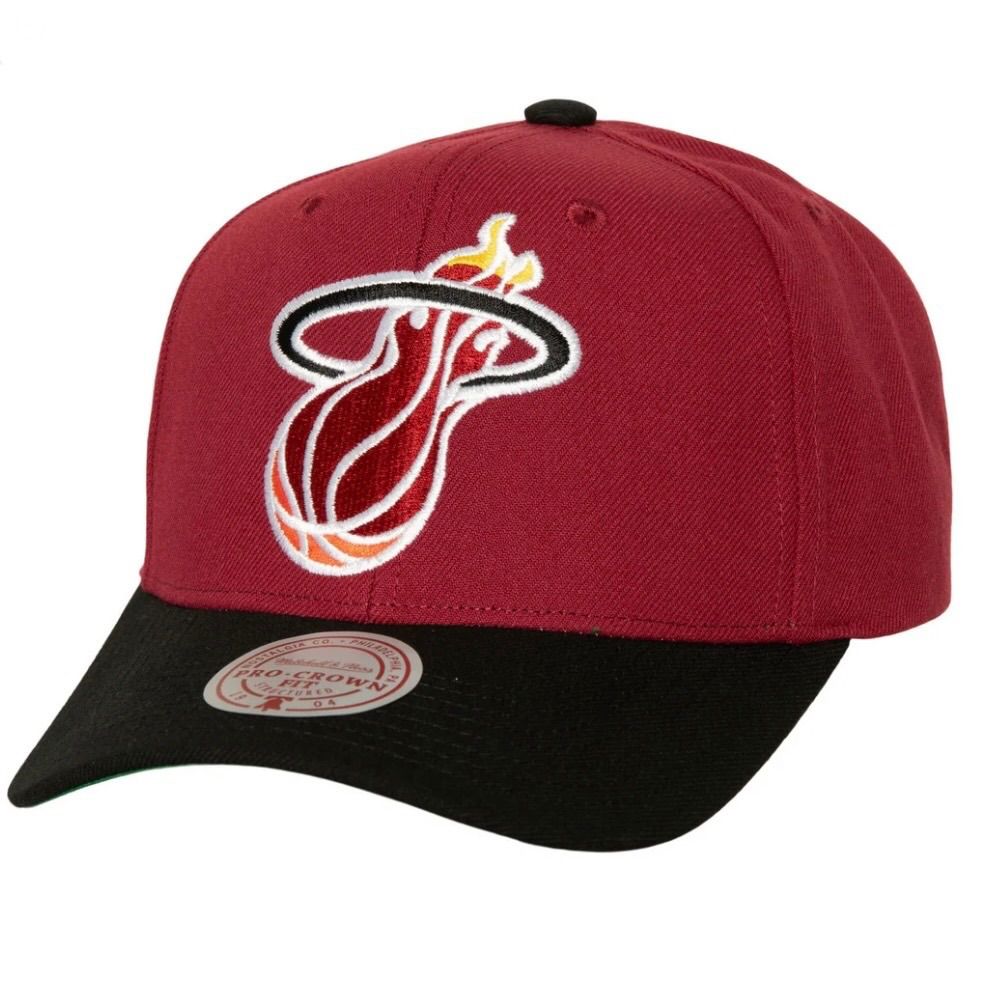 Miami Heat Men’s NBA XL Pro Mitchell & Ness Snapback Hat