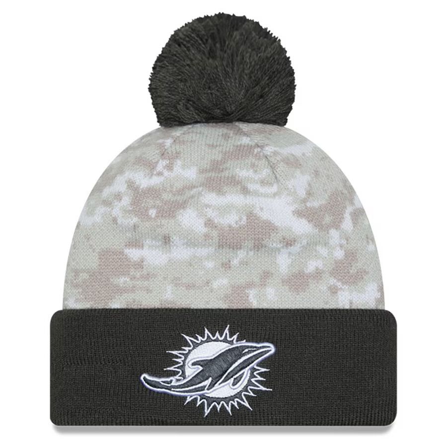 Miami Dolphins Men’s NFL Salute to Service Cuffed Pom Knit Hat