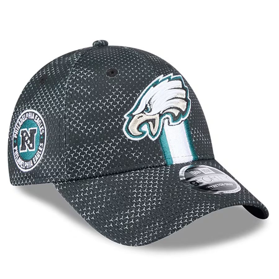 Philadelphia Eagles Men's New Era Black Sideline 9Forty Stretch-Snap Hat