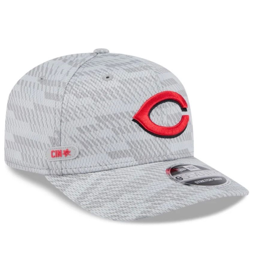 Cincinnati Reds Men's Gray Spring Training New Era 9Seventy Stretch-Snap Hat